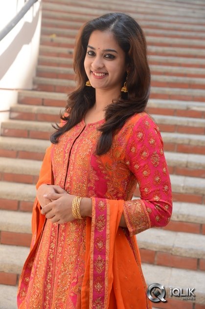 Nanditha-at-Savitri-Movie-Success-Meet